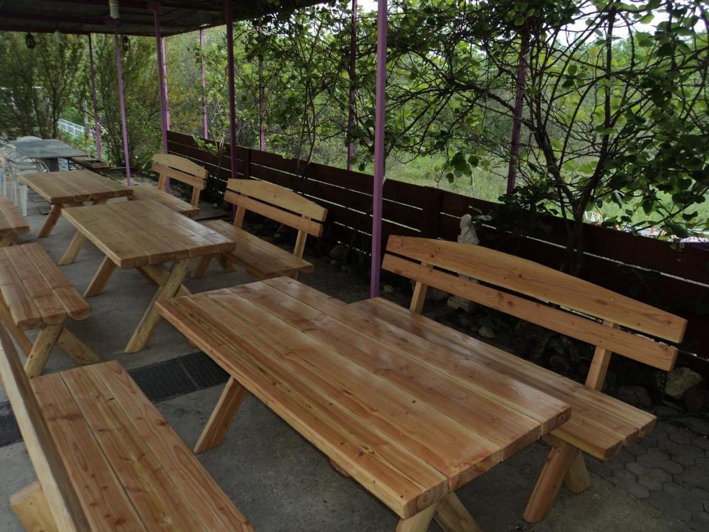 แพนชั่น โมดานา Bed & Breakfast เมจูโกเรีย ภายนอก รูปภาพ