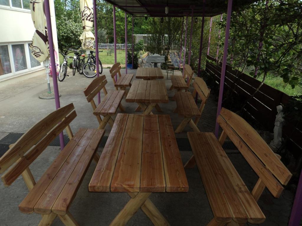 แพนชั่น โมดานา Bed & Breakfast เมจูโกเรีย ภายนอก รูปภาพ